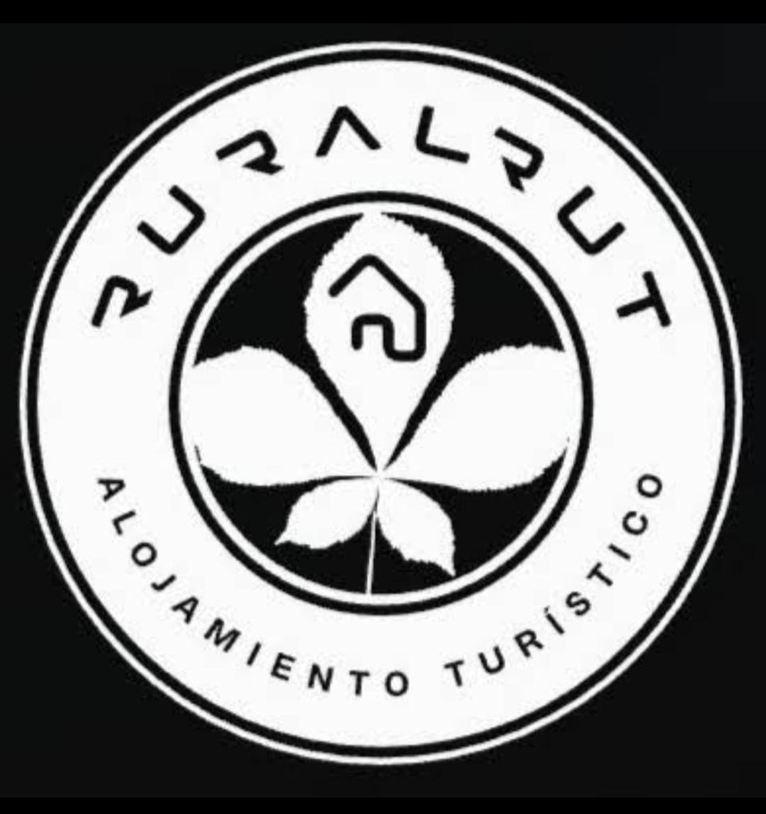 Ruralrut-El Tiemblo Wifi, Cabina De Hidromasaje, Aire Acondicionado Y A Pocos Metros De Zonas De Bano Naturales Luaran gambar